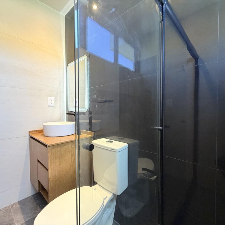 Casa Nueva en Venta Punta Tiburon