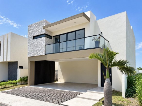 Casa en Venta Punta Tiburón