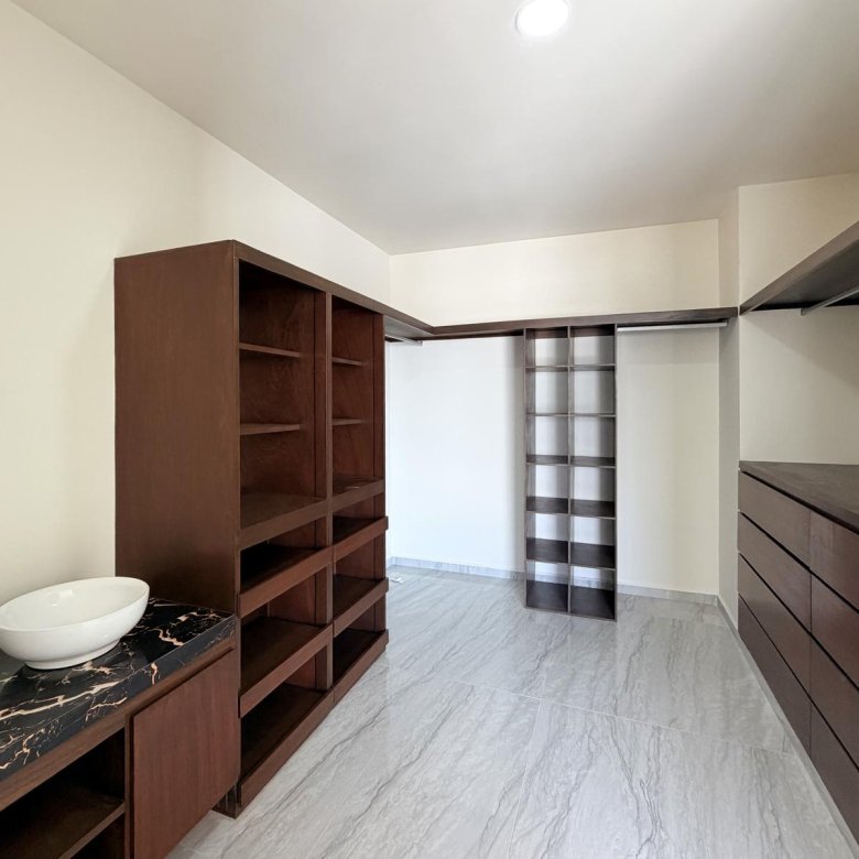 Casa Nueva en Venta Punto Lomas