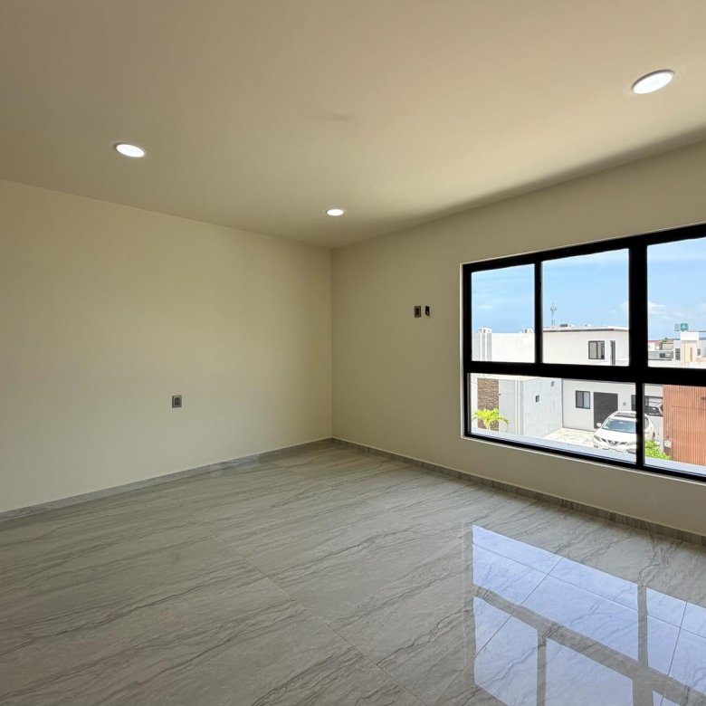 Casa Nueva en Venta Punto Lomas