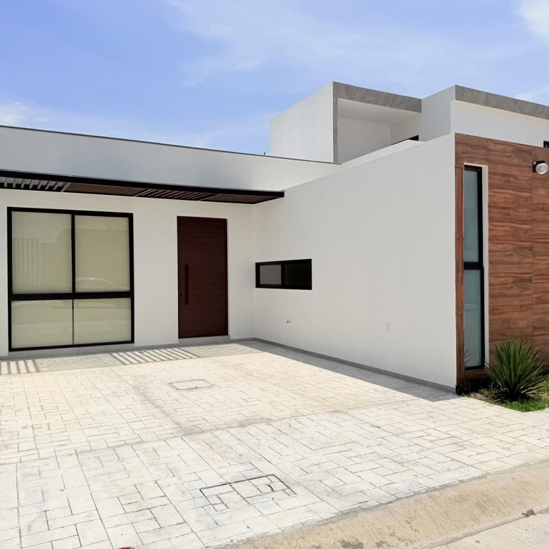 Casa Nueva en Venta Punto Lomas
