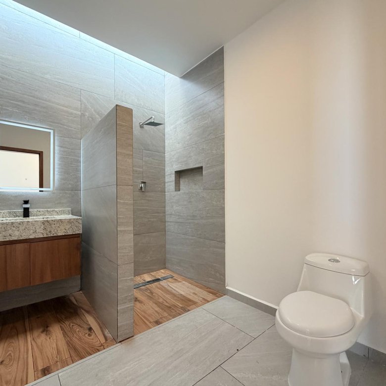 Casa Nueva en Venta Punto Lomas