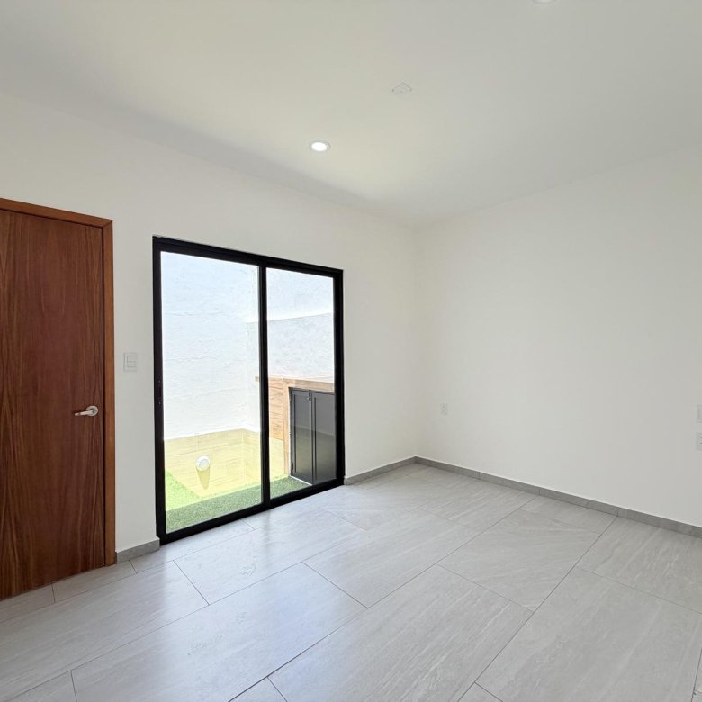 Casa Nueva en Venta Punto Lomas