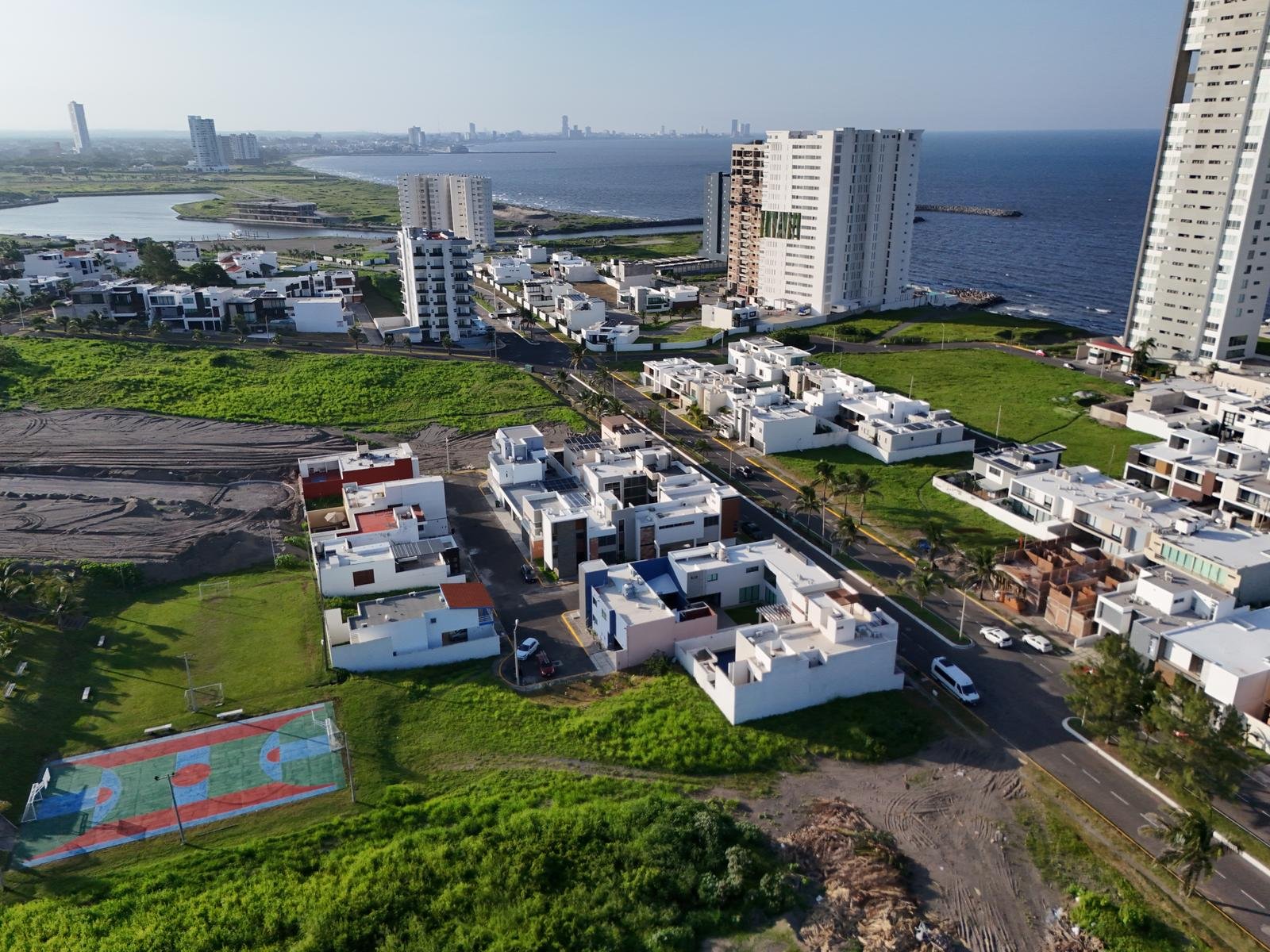 Casa Nueva en Venta Playas del Conchal