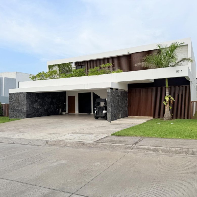 Casa en Venta Punta Tiburon