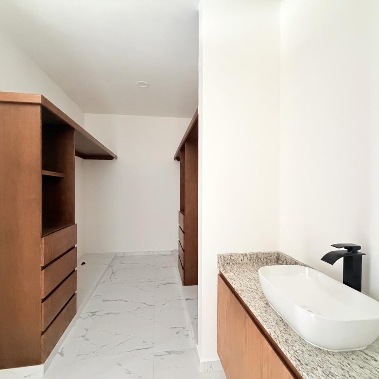Casa Nueva en Venta Punto Lomas