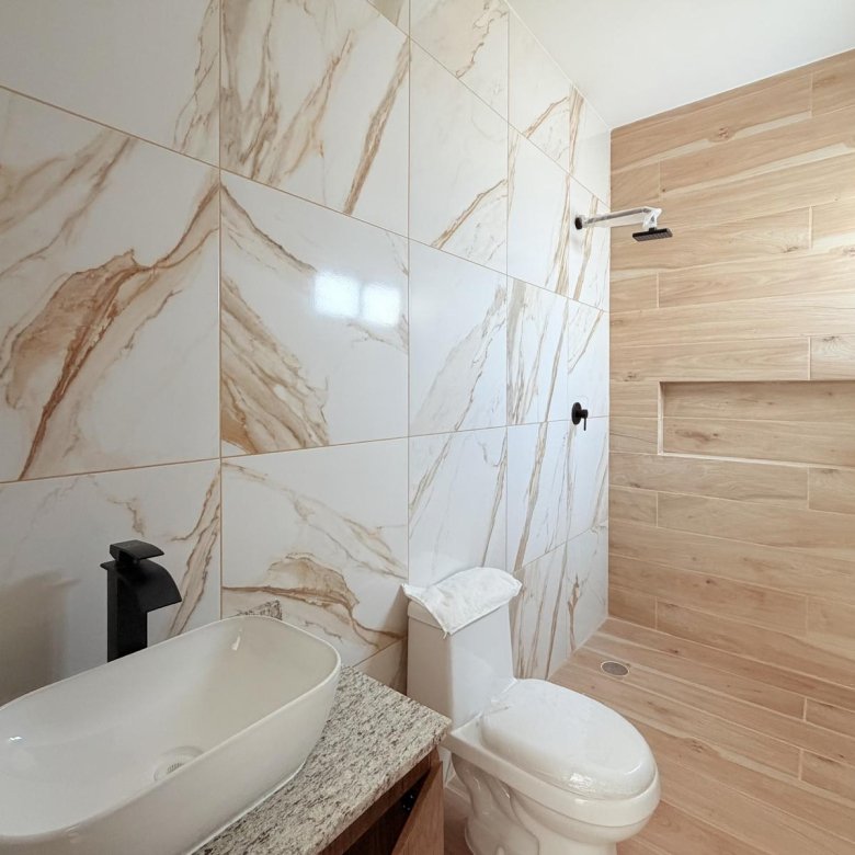 Casa Nueva en Venta Punto Lomas