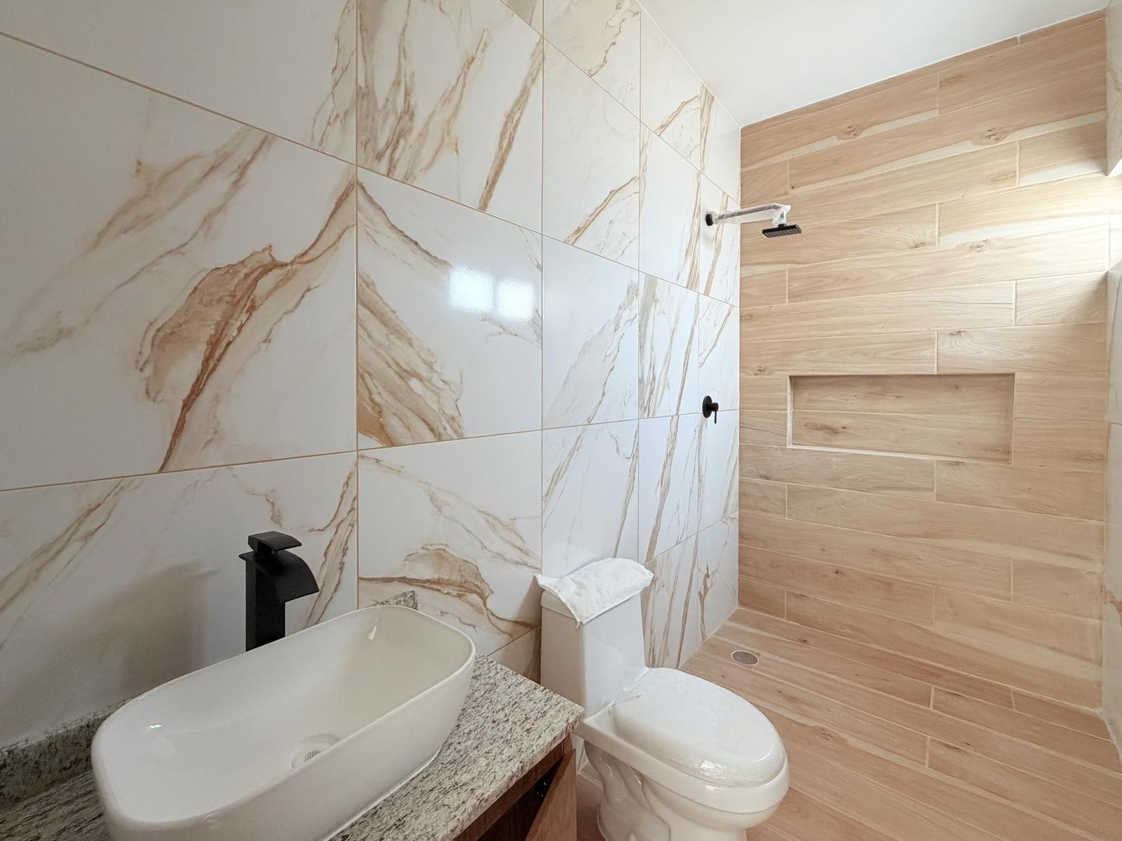 Casa Nueva en Venta Punto Lomas