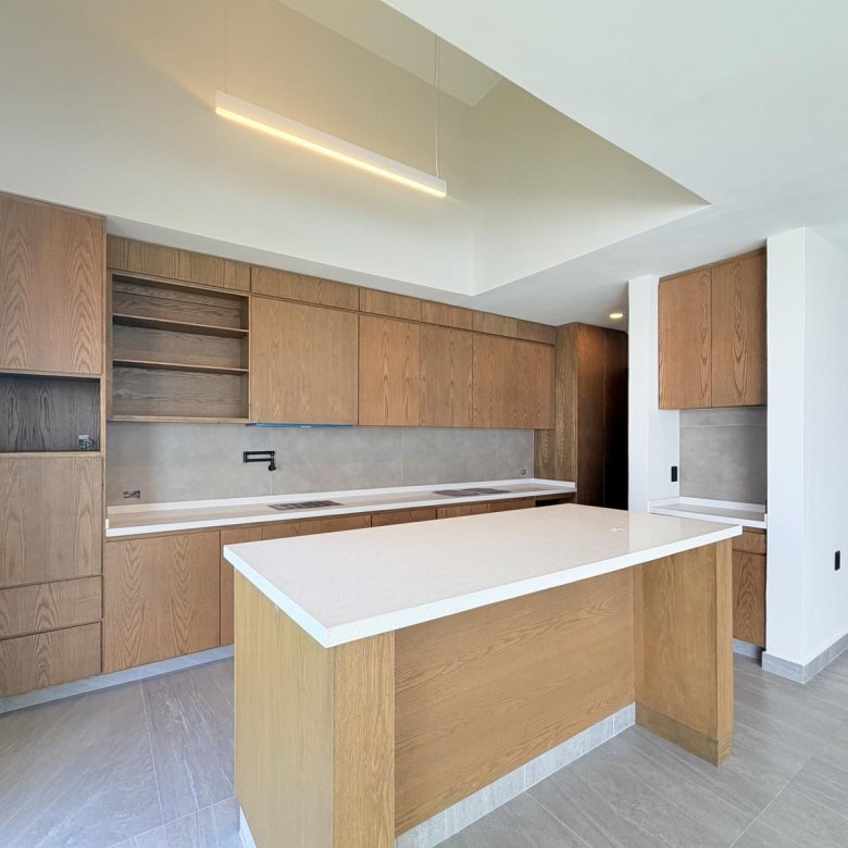 Casa Nueva en Venta Punto Lomas