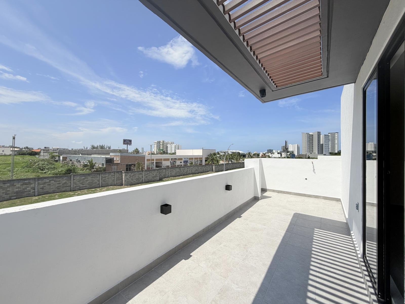 Casa Nueva en Venta Punto Lomas