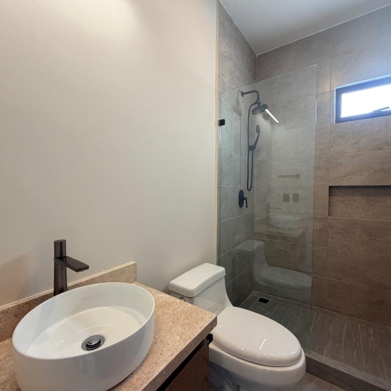 Casa Nueva en Venta Punto Lomas