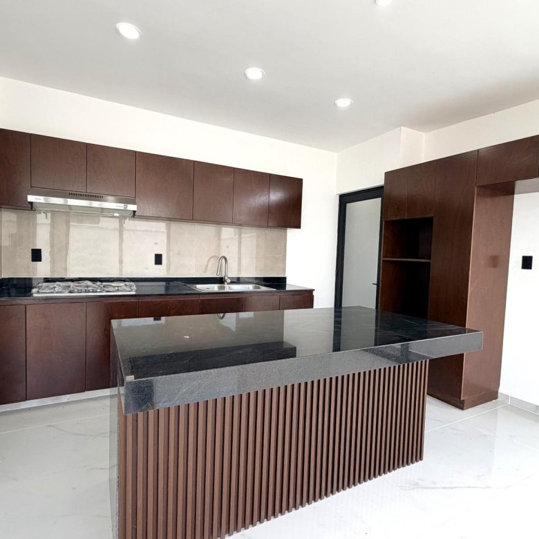 Casa Nueva en Venta Lomas del Dorado