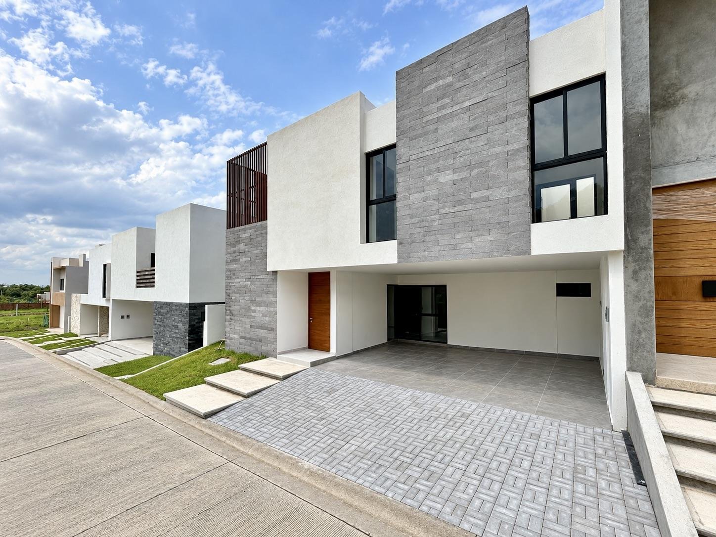 Casa Nueva en Venta Punta Tiburon