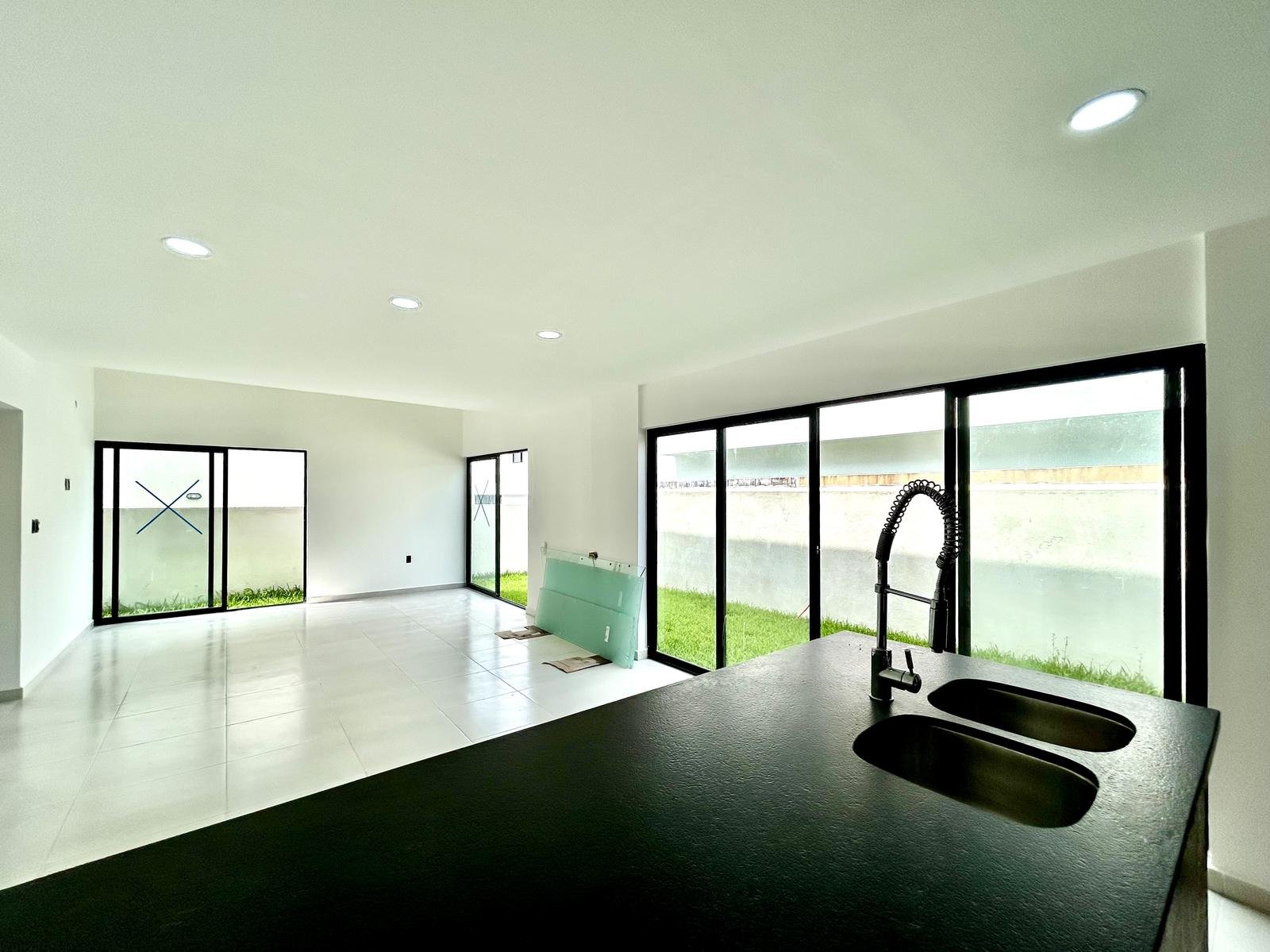 Casa Nueva en Venta Punta Tiburon