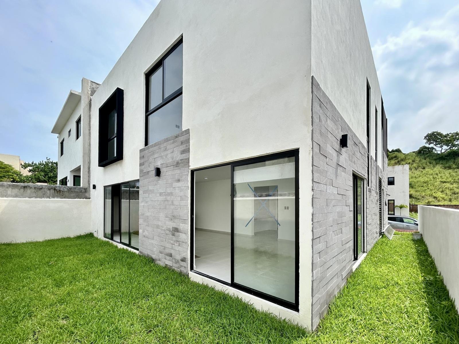 Casa Nueva en Venta Punta Tiburon