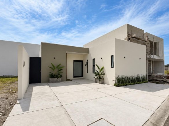 Casa Nueva en Venta Lomas de La Rioja